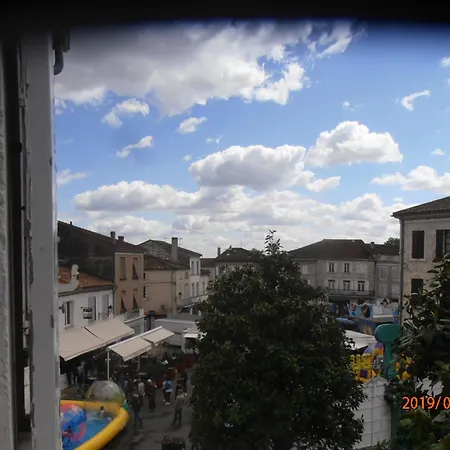 Neracaise Apartament *